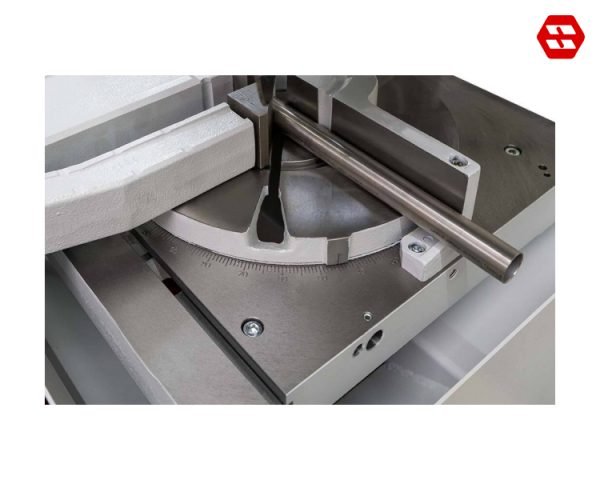 Convenient mitre adjustment