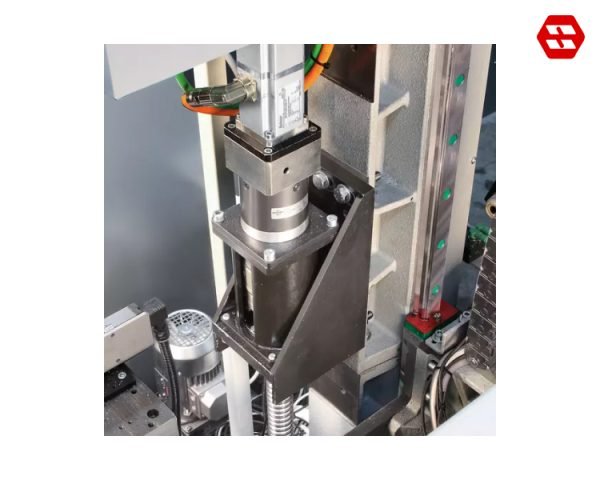 MOTION OF THE SAW HEAD POWERED BY BRUSHLESS MOTOR ON A SCREW NUT