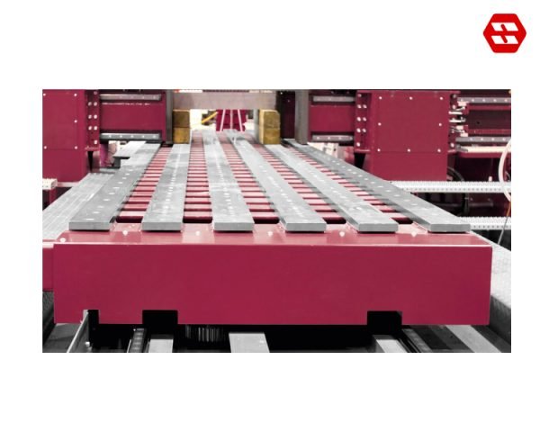 Solid material support table